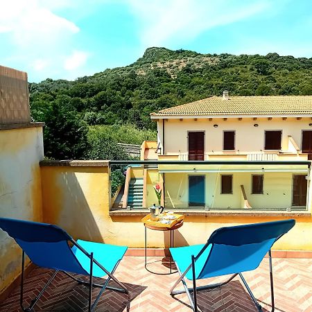 Grazioso Attico Vicino Alla Spiaggia E Al Centro Castelsardo Exteriör bild